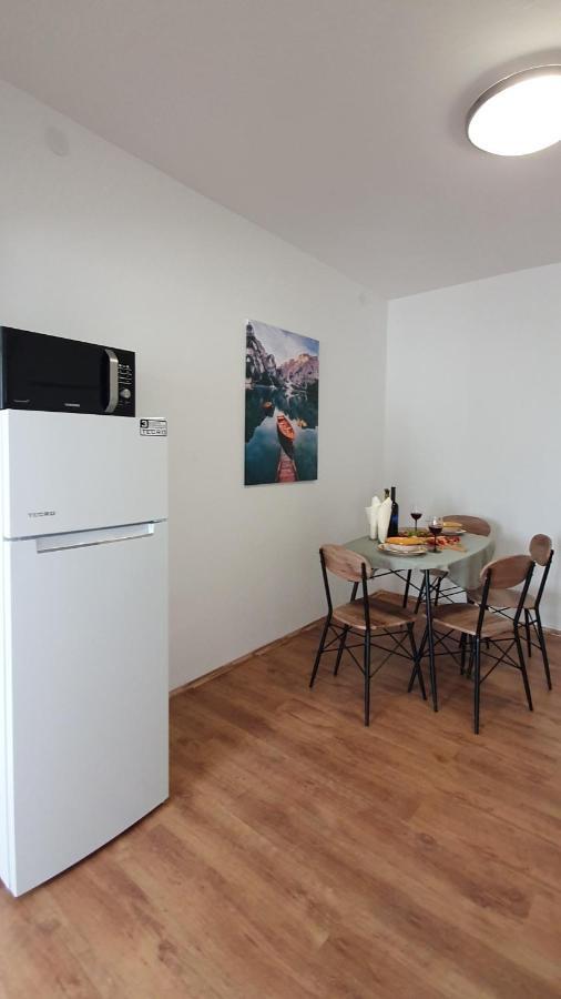 Apartmani Masline Jasenice  Exterior photo